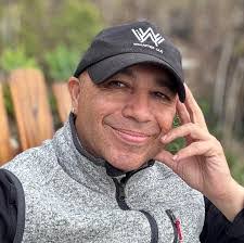 Kali Smithson's Instagram, Twitter & Facebook