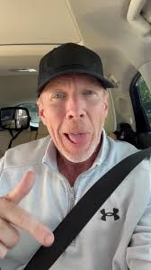 Welcome Back, Ace! 👋 The Meaningful Meeting is back and we'd LOVE it if  you went to check it out! 💙 Listen or watch the podcast