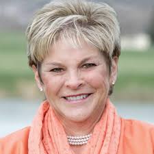 Karen Owen-Lee: Senior Expert