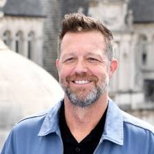 Shane Zander's Instagram, Twitter & Facebook