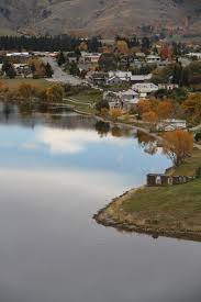 Cromwell Central Otago Renown For It S Fresh Produce Including Apricots And Cherries New Zealand Otago Scenic Favorite Places
