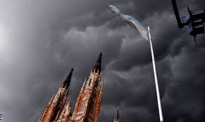Luego de unos días con altas temperaturas para ser agosto llega la tradicional tormenta de santa rosa, ¿qué hay que saber y qué historia . Yjeyqjj0byioym