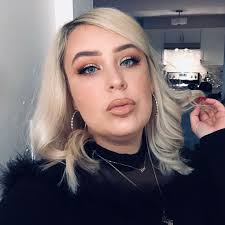 Kelli Hatch (@mrshatch)