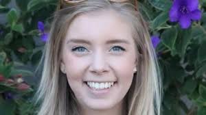 Woman, 28, ends up paralysed after tragic reaction during routine  chiropractor appointment