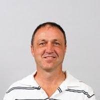 Daniel Bartu's Instagram, Twitter & Facebook