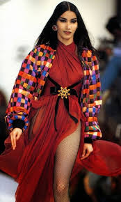 Chanel A W 1991 92 Model Gurmit Kaur Fashion Models Colorful Fashion Fashion
