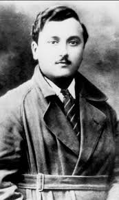 I hope it's ok for me to ask this question; does anyone know the role or  position of the bahai's in Worldwar II? Shoghi Effendi was still alive, i  believe he aked