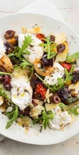 Burrata Mit Auberginen Tomaten Und Oliven Rezept Rezept Rezepte Oliven Rezepte Auberginen