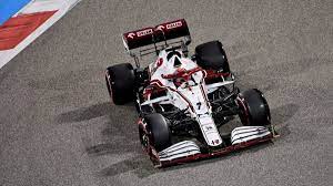 F1 authentics sells retired f1® race cars and show cars from teams & drivers including mclaren, mercedes amg, renault, & more. Kimi Raikkonen Streitet Sich In Bahrain Mit Alfa Romeo Renningenieur You Don T Understand Eurosport