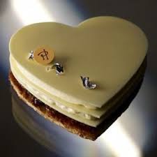 Saint Valentin Coeurs Pierre Herme Paperblog Patisserie Dessert Gourmand Chocolat
