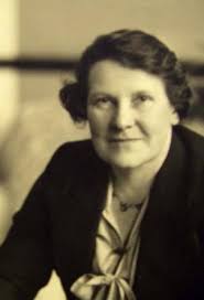 Women's Heritage Walk : Barry Taith Gerdded Treftadaeth Menywod : Y Barri