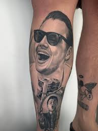 Salve, ho realizzato questo tatuaggio sul mio cliente di San Nicola, il  santo patrono di Bari, a cui i baresi sono molto legati indipendentemente  se credenti o meno, fa parte della tradizione,