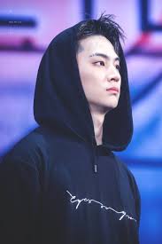 Makeup eyebrows eyebrow makeup bushy eyebrows black eyebrows natural eyebrows. 11 Male Idols Who Rocked Eyebrow Slits So Hard They Ll Make You Want To Do It Too Kissasian