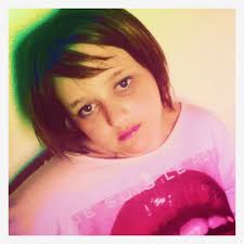 Lily tobin (@_lilabug)