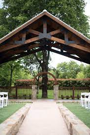 Outdoor Fort Worth Wedding Venue Places To Get Married In Fort Worth Texas Outd Outdoor Wedding Venues Outdoor Wedding Venues Texas Wedding Venues Texas