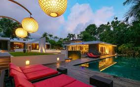 Set in uluwatu, 2 km from balangan beach and 7 km from uluwatu temple, canang villas bingin offers accommodation with free wifi, air conditioning and access to a garden with an outdoor swimming pool. Villa Utopia The Luxury Bali