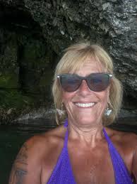 Janie Wright (@janiehavfunlifeistoshort) • Threads, Say more