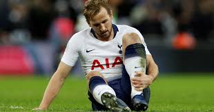Harry kane's 'backing in' tactic is back in the spotlight after the tottenham hotspur man suffered an injury vs liverpool. Harry Kane Injury Exposes Gaps In Tottenham Squad As Pochettino Faces Fight On Four Fronts