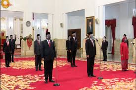 Lutfi, yang saat ini menjabat duta besar ri untuk amerika serikat presiden joko widodo mengatakan pelantikan para menteri baru akan dilaksanakan besok, rabu (23/12/2020). Sah Menteri Baru Jokowi Resmi Masuk Kabinet Politik