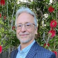 Alan Thong's Instagram, Twitter & Facebook