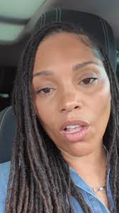 Who's gonna ruin the family trip?