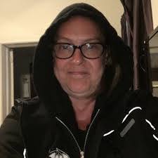 Karen Palladino's Instagram, Twitter & Facebook