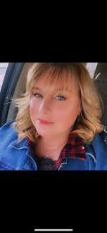 Randi Austin's Instagram, Twitter & Facebook