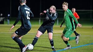 Sportlicher Adventskalender: Schiedsrichter Patrick Stephany wünscht sich  mehr Respekt