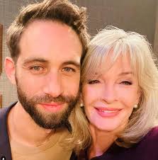 I heard we were sharing our On Repeat 😅