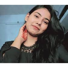 Shreya Sinha's Instagram, Twitter & Facebook