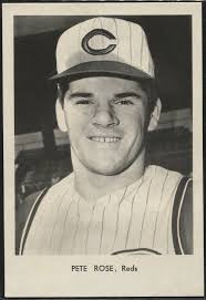 Pete Rose Team Issue Card Need Help!!!