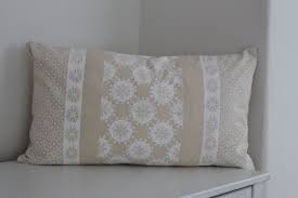 See more of landhausstil on facebook. Kissen Naturweiss Creme Weiss Beige Naturtone Sofakissen Etsy Mosaik Muster Sofakissen Kissen