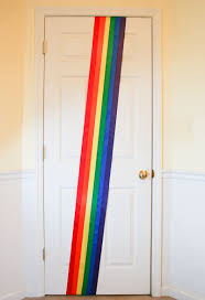 15 st.patrick's day front door decorations. St Patrick S Day Door Decoration With Rainbow And Pot Of Gold Chica And Jo