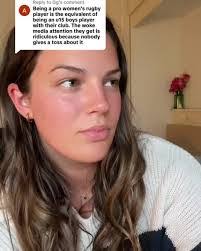 Laura Gorby's Instagram, Twitter & Facebook