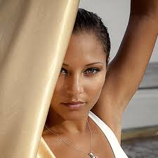 Jennie Nguyen Female Model Profile