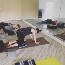 prenatal group yoga barre new mom