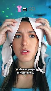 Monique Bryson's Instagram, Twitter & Facebook