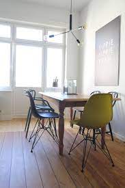 Welche stühle an diesen esstisch durften dafür schien es für int2architecture vor allem eine charles eames stühle der eames plastic chair das eames chair designer ehepaar charles und ray eames hat eine echte revolution in der welt der. Eames Plastic Side Chair Dsr Von Vitra Connox Wohnung Einrichten Esstisch Vintage Kuchenstil