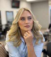 Carol Birk • MODA & BELEZA⚜️ (@carol_birk) • Instagram photos and videos