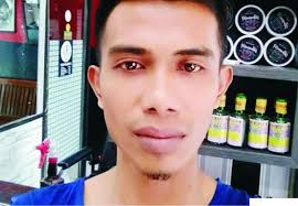 Ade dan Bayinya, Perantau Minang yang Kesulitan di Kalteng Sudah di Kampung  dan Sehat