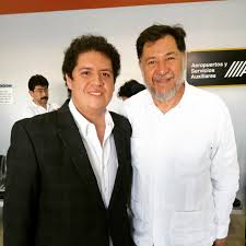 More images for fernandez noroña hoy » Recibiendo Al Diputado Gerardo Fernandez Norona Aqui En Nuevo Laredo Manana Dara Una Platica En La Plaza Hidalgo Hoy En El Laredo Commu Coat Fashion Lab Coat