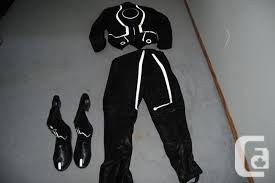Ud replicas made 750 tron full body motorcycle suits, ce approved, fiery red reflective, rinzler style. Tron Legacy Ud Replicas Sam Flynn Motorcycle Suit For Sale In Campbell River British Columbia Classifieds Canadianlisted Com
