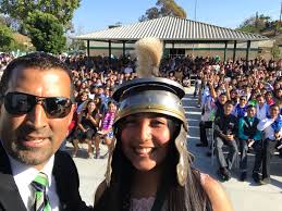 Arron Silva (@SilvaNaFine)