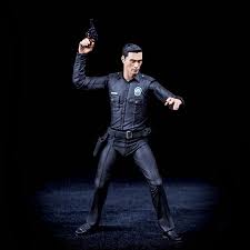 Both figures are all new and completely accurate to the new movie designs, with over 25 points of articulation for great poses. Spielzeug Neca Terminator Genisys T 1000 Police Disguise Triadecont Com Br