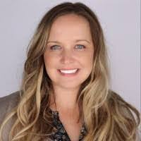 Suzanne Ginter's Instagram, Twitter & Facebook