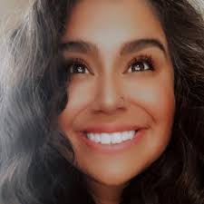 Lacey Marshall (@misslaceyloo10)