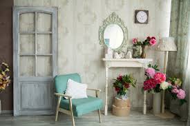 Decorating your bedroom with vintage finds and secondhand treasures creates a quirky, individual, and charming style. 16 Ideas Of Vintage Wall Decor Which Will Add Incredible Charm To Your Home Printmeposter Com Blog