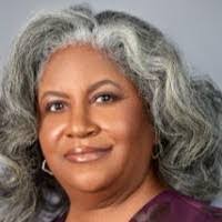 Lessie Dickson's Instagram, Twitter & Facebook