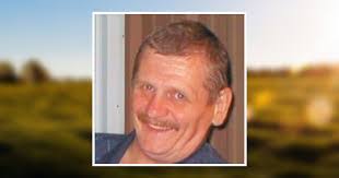 Lonnie Tuttle's Instagram, Twitter & Facebook