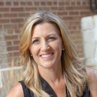 Karen Raynor's Instagram, Twitter & Facebook